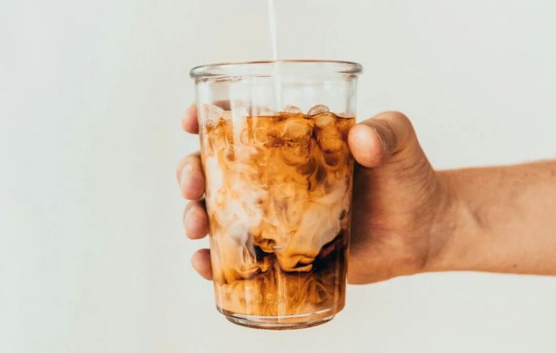 2万店的中国快餐巨头，把咖啡打到4分钱