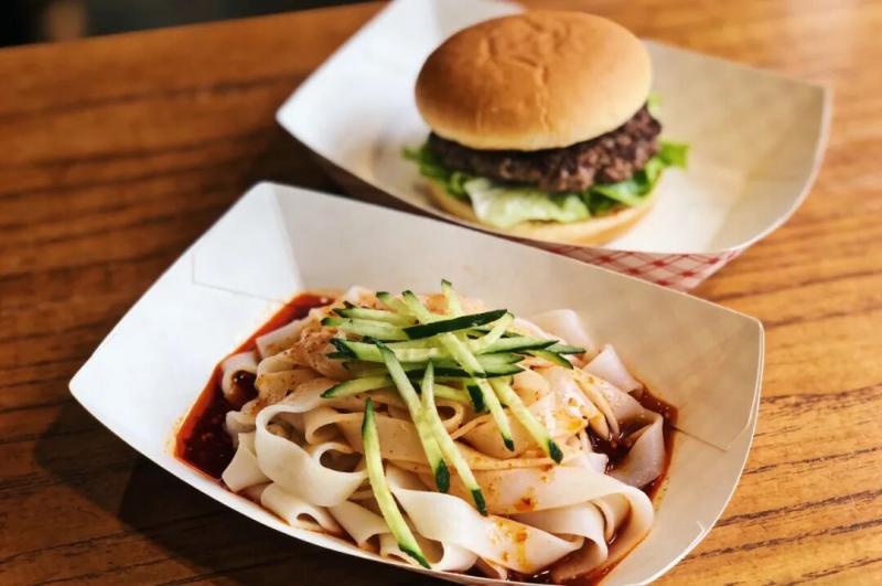 比麦当劳更懂“穷鬼套餐”的店，出现了